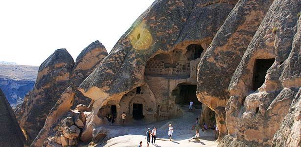 Kapadokya'da Gezilecek Manastırlar