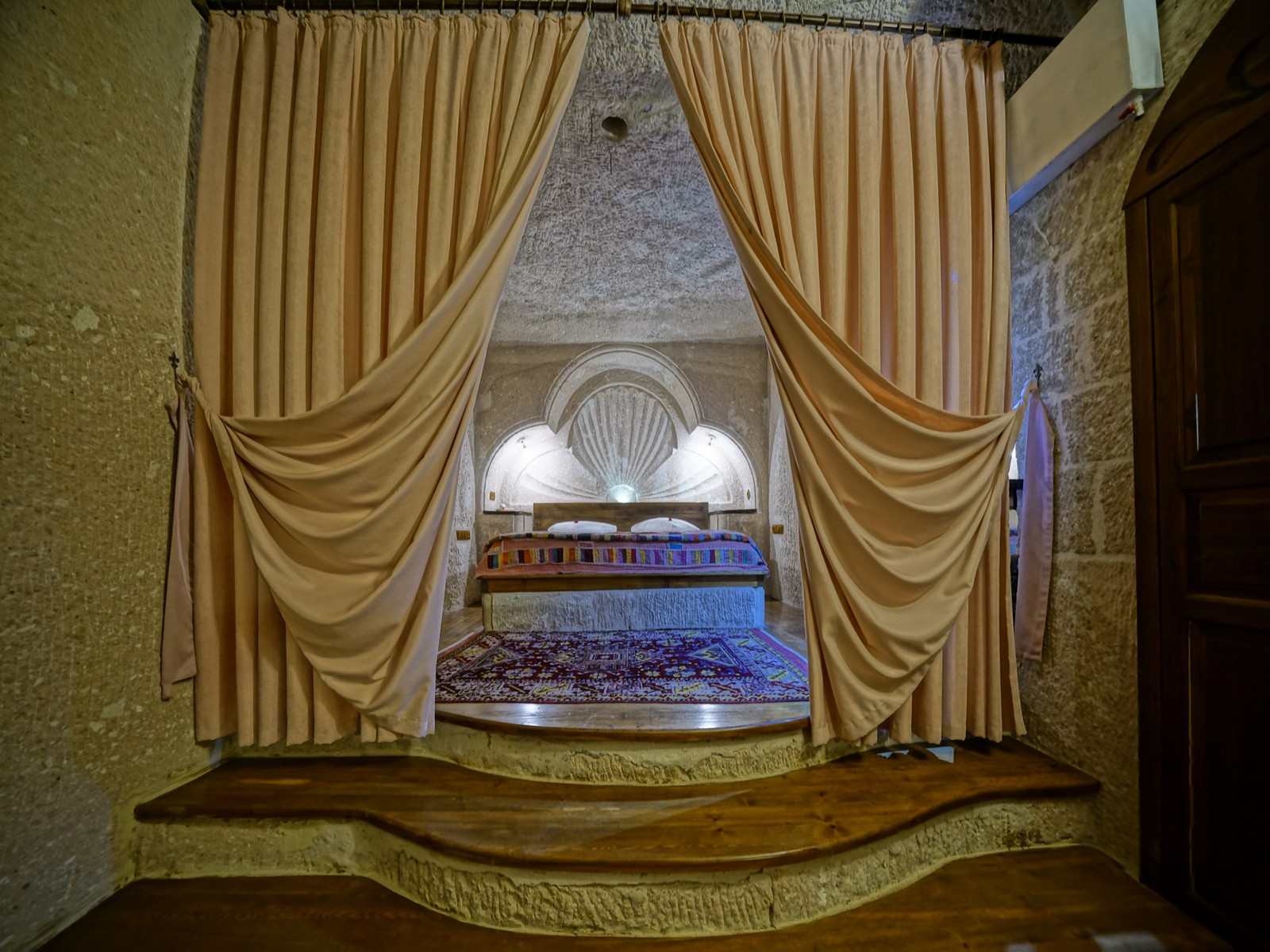 402 Premium King Suite With Turkish Bath