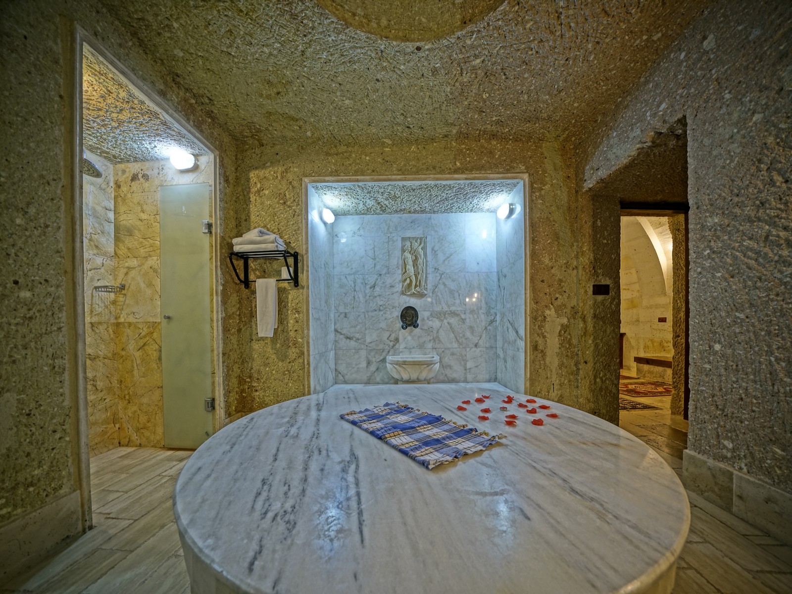 512 Luxury Suite Rooms with Turkish Bath