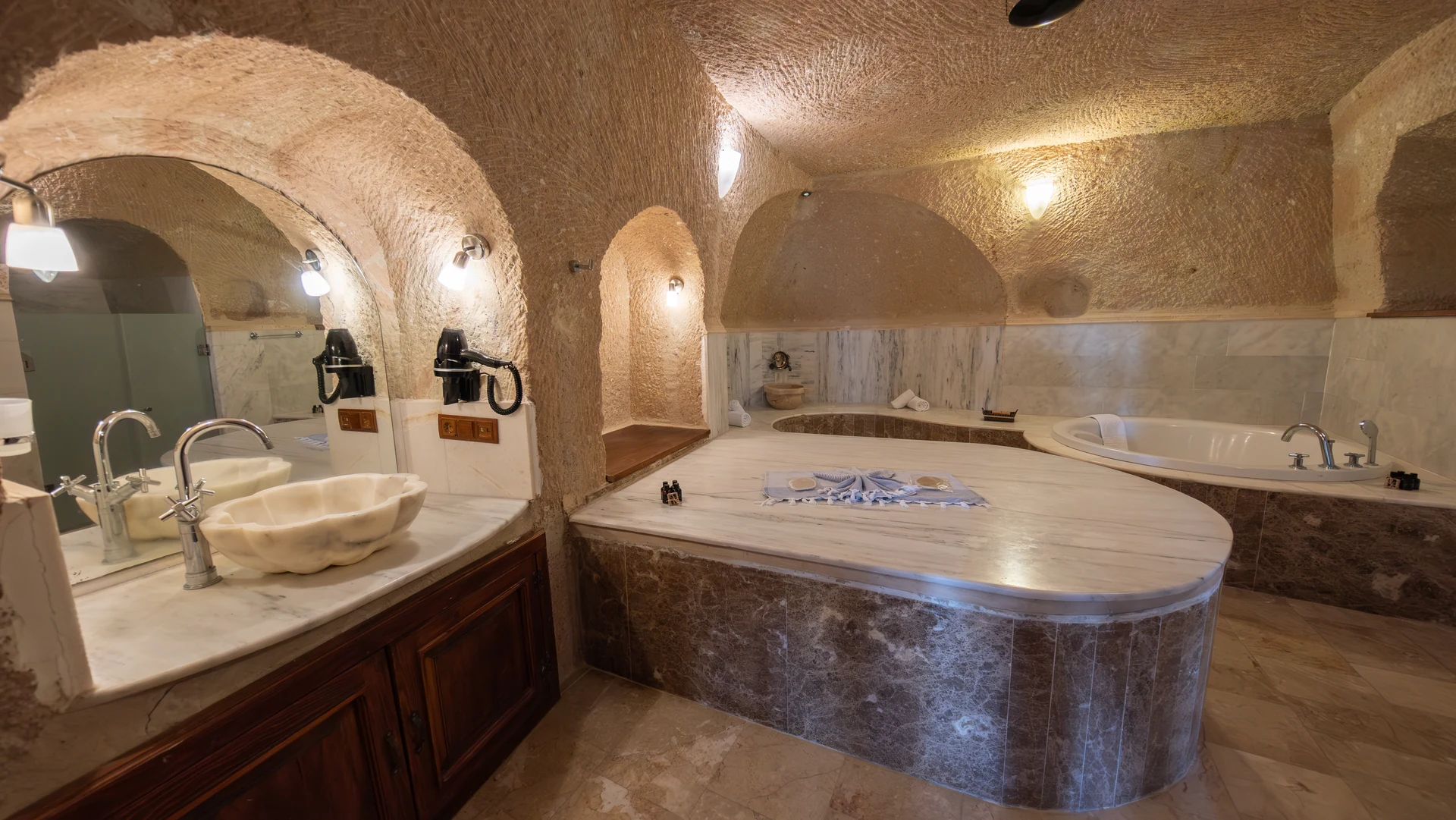Suite Premium Lune de Miel avec Hammam № 407